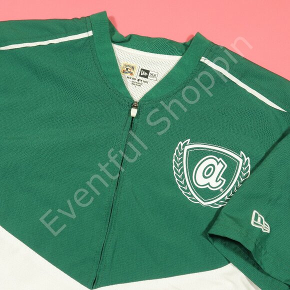 New Era Atlanta Braves Jacket Mens L Green White Coaches Short Sleeve Little A - Picture 1 of 6